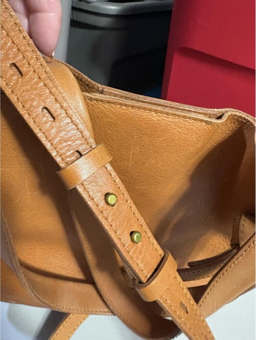 Madewell X5803 Burnished Caramel Leather the Sydney Crossbody Bag - Picture 12 of 16